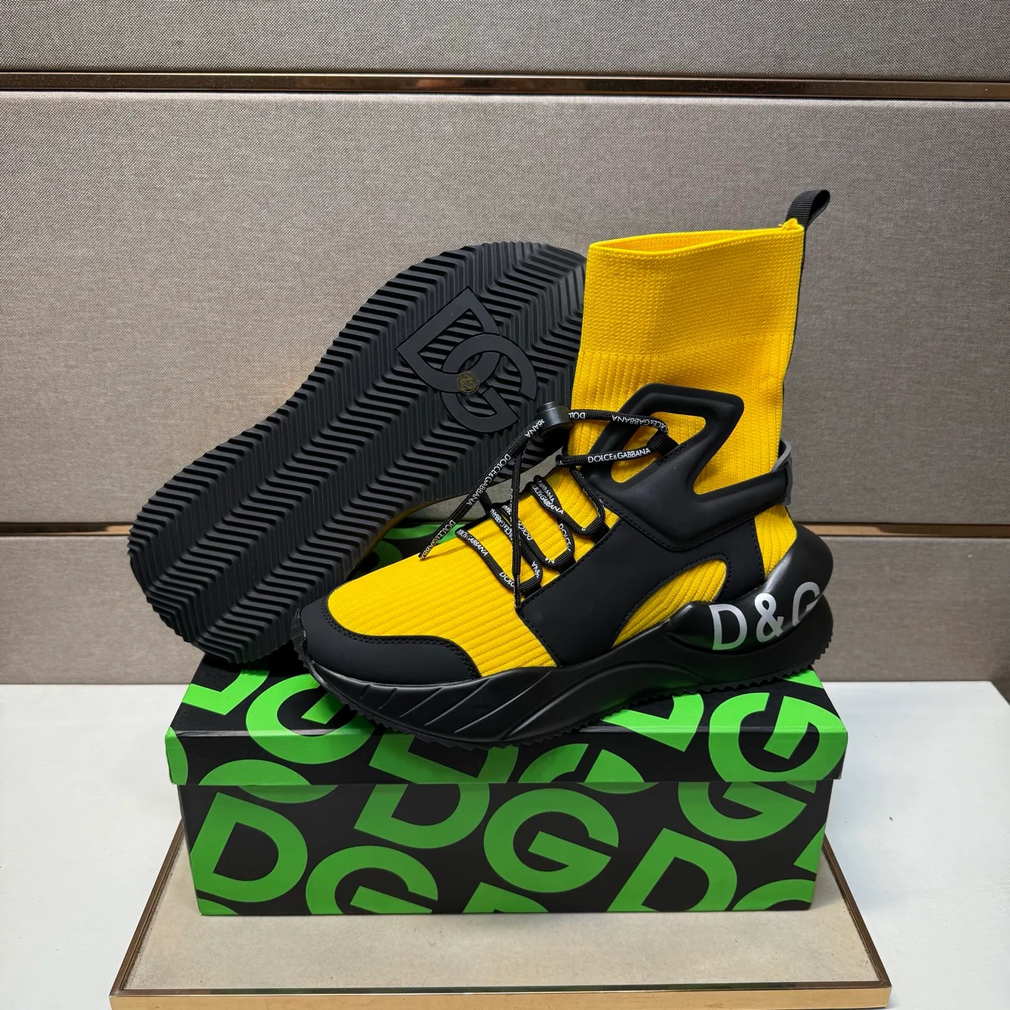 ⬛️Men's men's shoes💰p420【DG～】couple casual shoes 2025z cabinet sales simultaneously 🔶Size: 36-44 #️⃣ 🔷2 colors🔜The upper is made of multi-material splicing➕Mesh lining, comfortable and breathable, sole: original comfortable and wear-resistant outsole, ⚠️real thing📱photographed🎬real thing is better📢📢📢